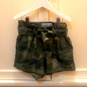 Girls, Abercrombie and Fitch camo shorts